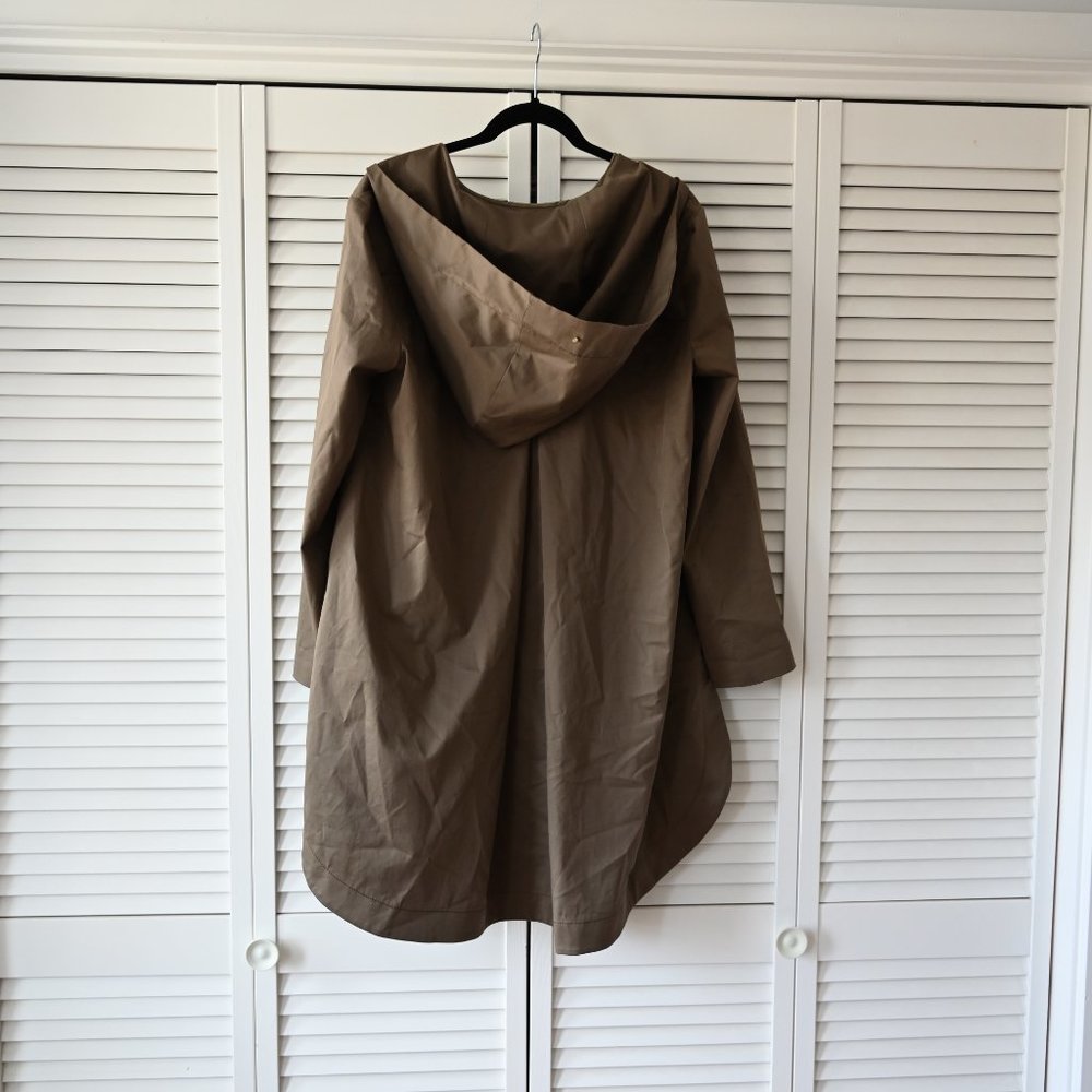 Cuyana Pleat Back Anorak in Brown | Medium - Picture 11 of 16